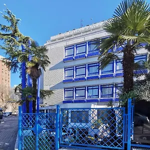 La De El Chaflan Konukevi
